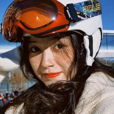 缠绕洞窟的野兽
